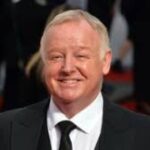 Les Dennis