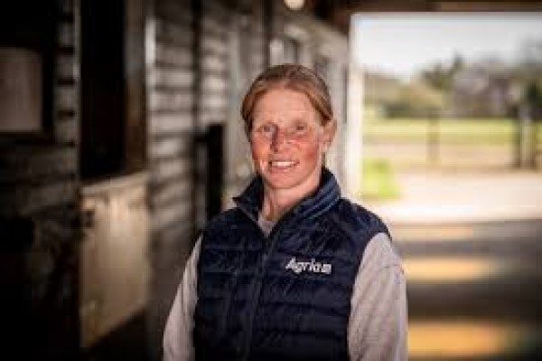 Ros Canter